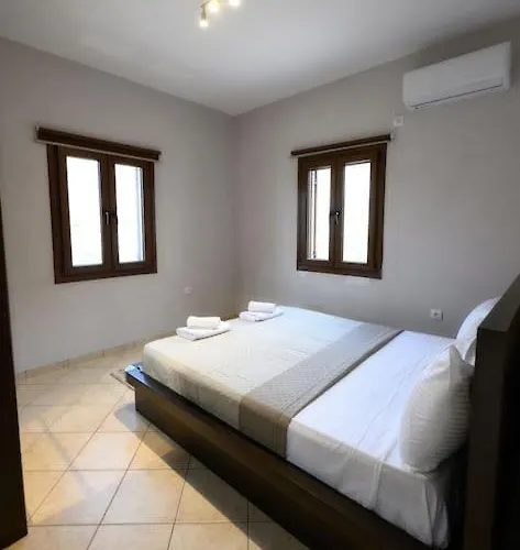 Serenity Haven 別荘 Aryinónda